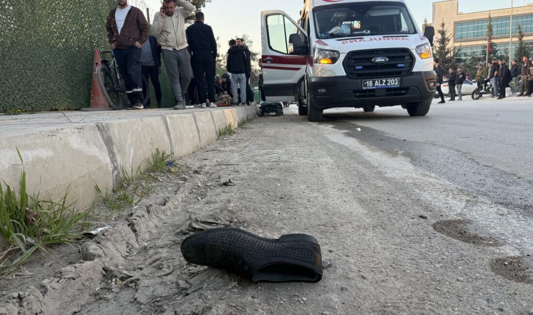 Bursa'nın İznik ilçesinde iftar saatine yakın meydana gelen trafik kazasında