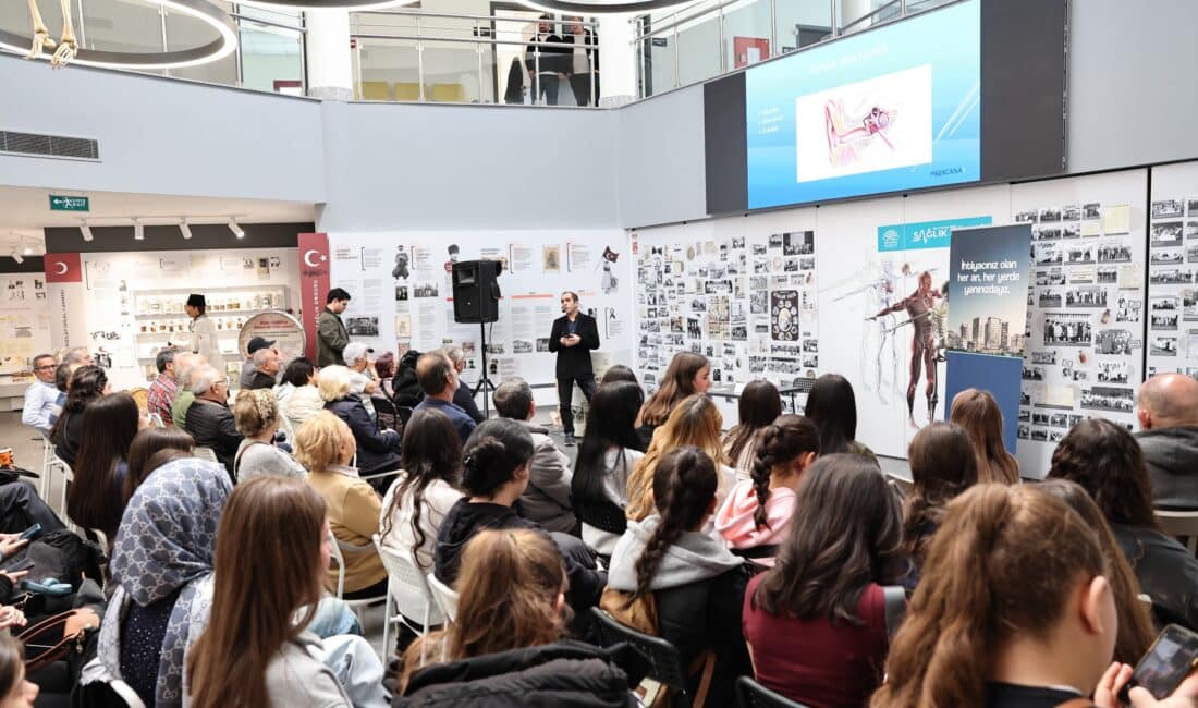 Nilüfer Belediyesi’nin düzenlediği Sağlık Buluşmaları'nda konuşan Op. Dr. Vedat Oruk,