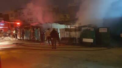 Bursa'nın İnegöl ilçesinde sahur vakti küçükbaş hayvan çiftliğinde yangın çıktı.