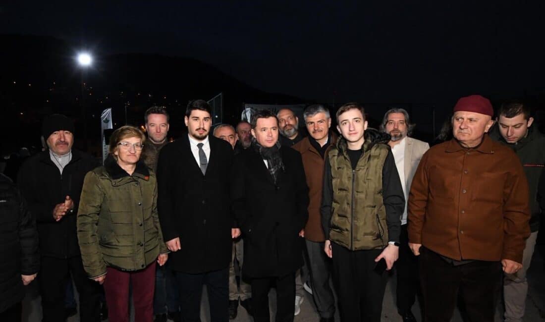 Ramazan ayının manevi atmosferi Osmangazi’de kurulan gönül sofralarında yaşanmaya devam