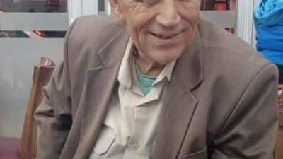 Bursa’nın Mustafakemalpaşa ilçesine bağlı Yenidere Mahallesi’nde yaşayan 71 yaşındaki Alzheimer