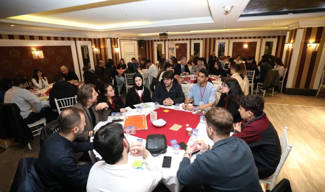 İnegöl Belediyesi tarafından 2026 yılının "Gençlik Yılı" ilan edilmesi kapsamında