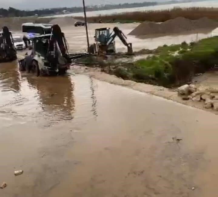 Bursa'nın İznik ilçesinde uzun süredir etkisini sürdüren kuraklığın ardından gelen