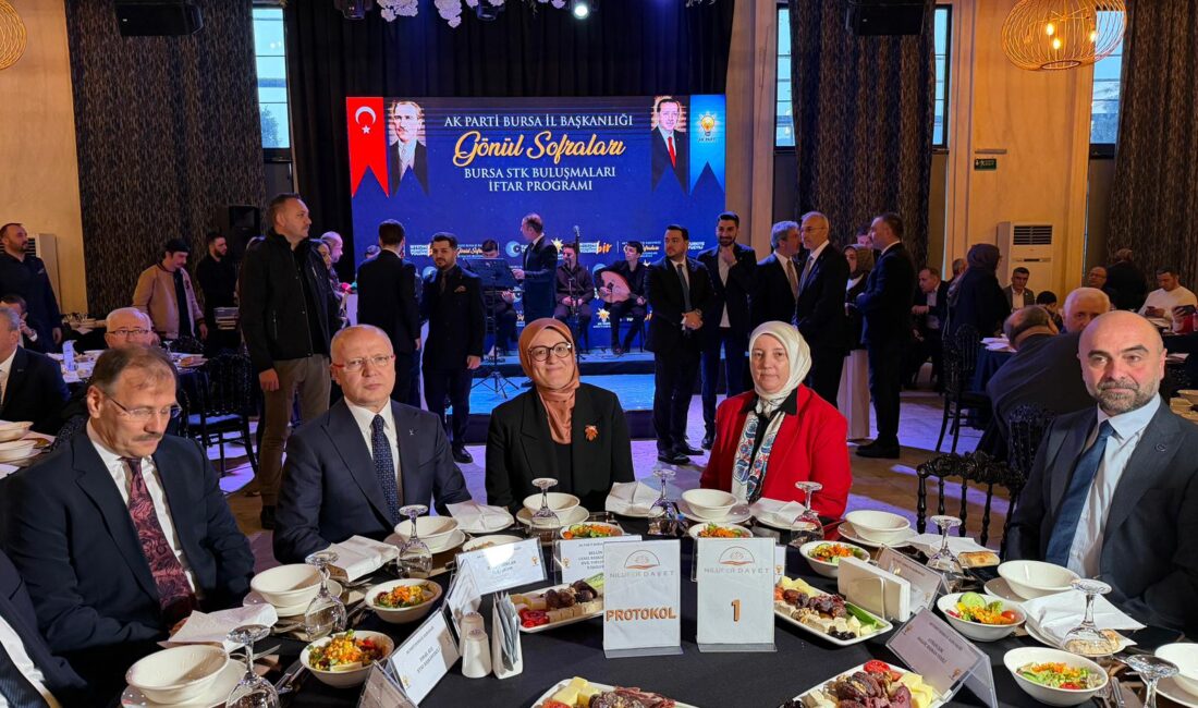 AK Parti tarafından Bursa’da sivil toplum kuruluşlarıyla (STK) buluşma programı