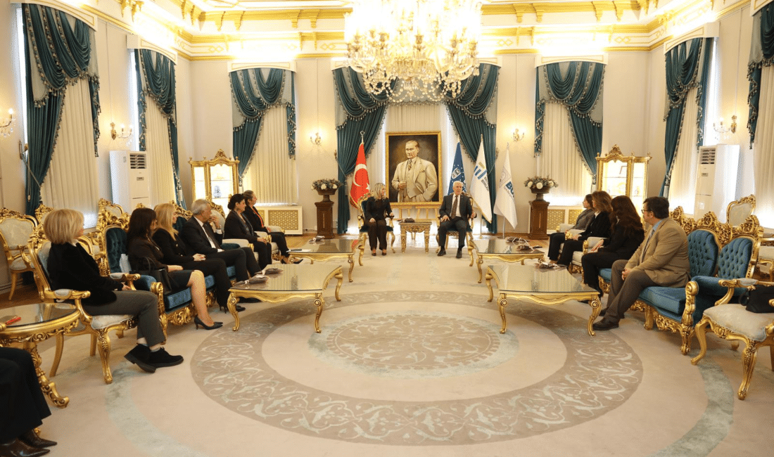 Bursa Büyükşehir Belediye Başkanı Mustafa Bozbey, kadın istihdamını artırma ve