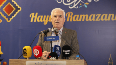 Bursa Büyükşehir Belediyesi’nin İnegöl ilçesinde düzenlediği iftar programında konuşan Başkan