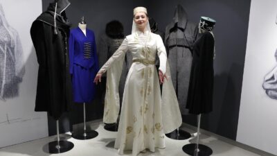 Bursa Büyükşehir Belediyesi’nin destekleriyle hazırlanan sergiyle, Çerkes kültüründe önemli bir