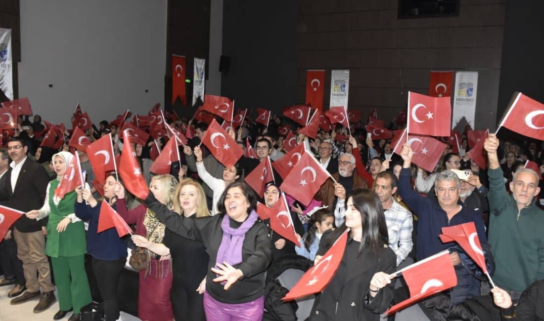 Karacabey Belediyesi’nin katkılarıyla Karacabey Musiki Derneği tarafından düzenlenen "Kahramanlık Türküleri