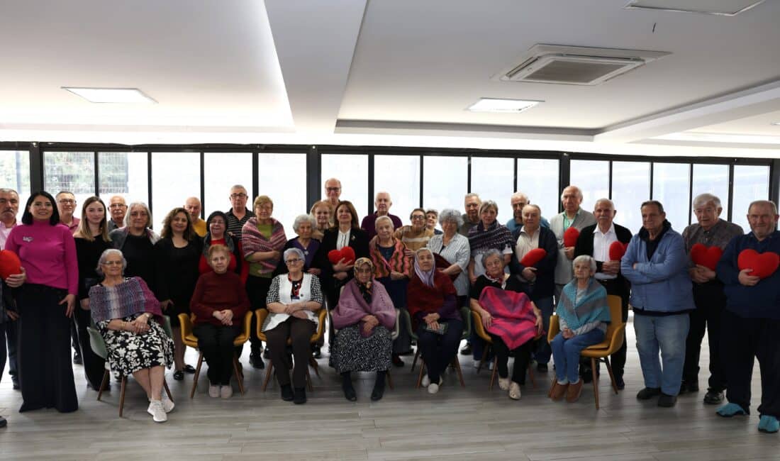 "Kalpten İlmekler İyilik Sahnesinde" projesi kapsamında Nilüferli kadınların hazırladığı el