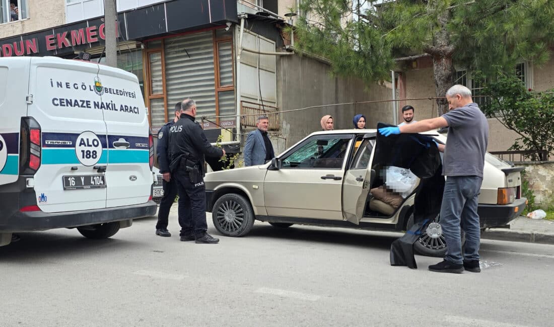 Bursa'nın İnegöl ilçesinde gece saatlerinde yaşanan olayda 22 yaşındaki genç,