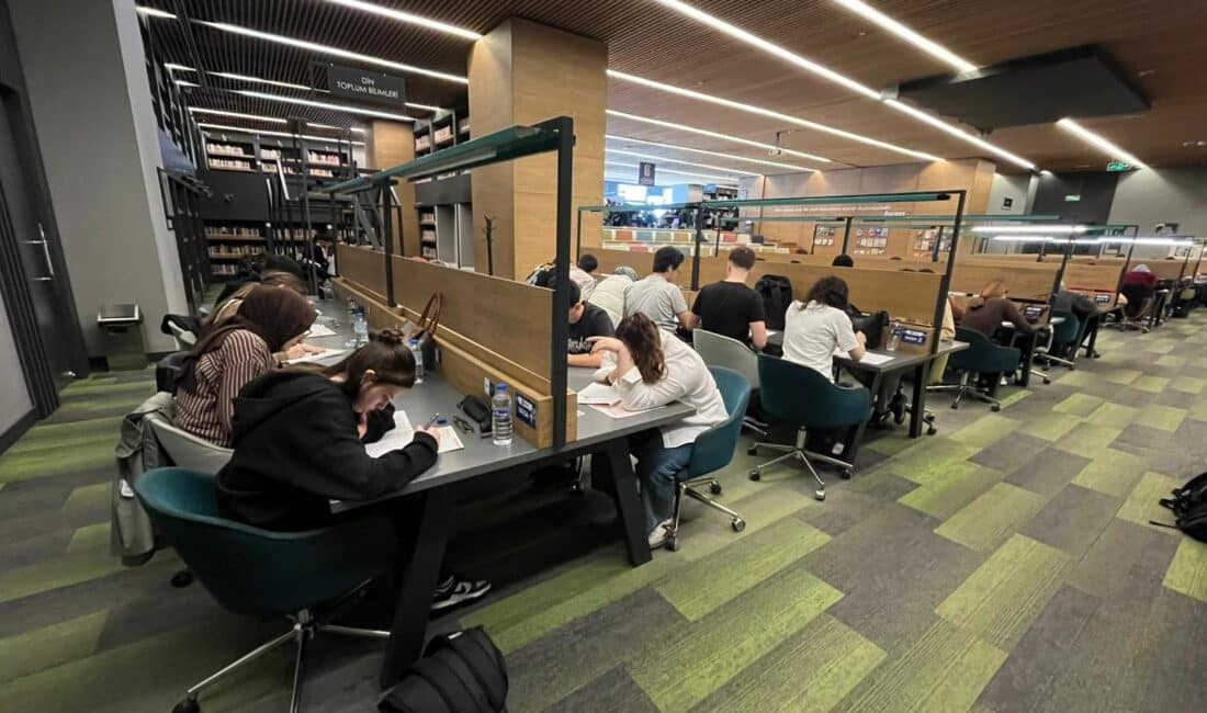 Yıldırım Belediyesi, üniversite hayali kuran öğrenciler için ücretsiz deneme sınavı
