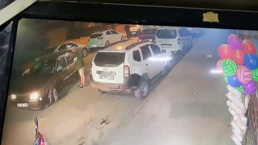 Bursa’nın İnegöl ilçesinde 81 yaşındaki sürücü, seyir halindeyken kalp krizi