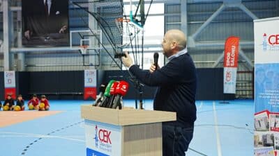 Sporun ve sanatın destekçisi Uludağ İçecek Türk AŞ., 2000-2002 yılları