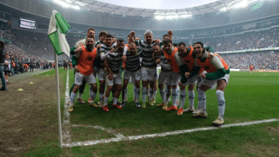 TFF 2. Lig Kırmızı Grup’ta lider Bursaspor, 33. haftada Somaspor