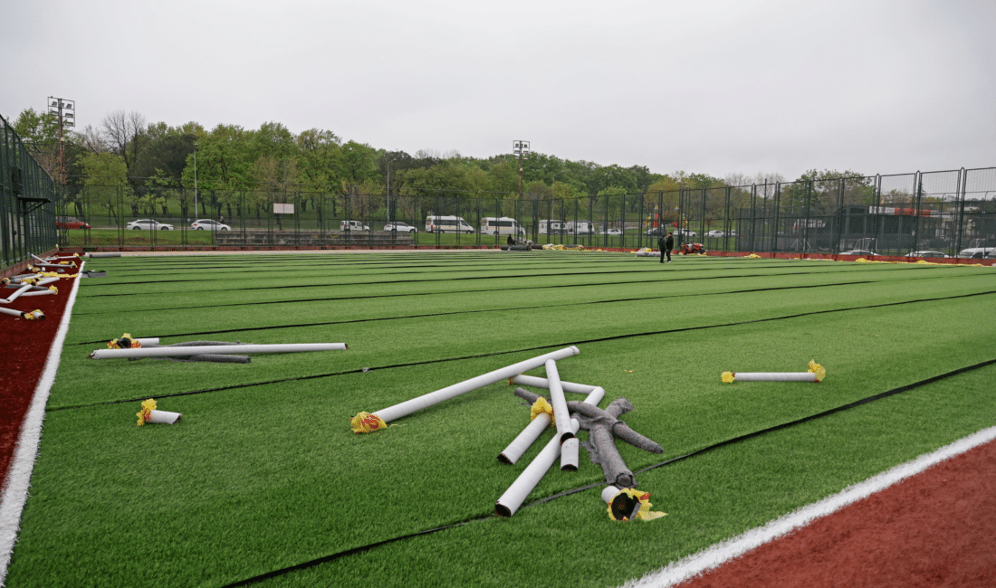 Gençleri sporla daha fazla buluşturmak için yatırımlarını sürdüren Bursa Büyükşehir