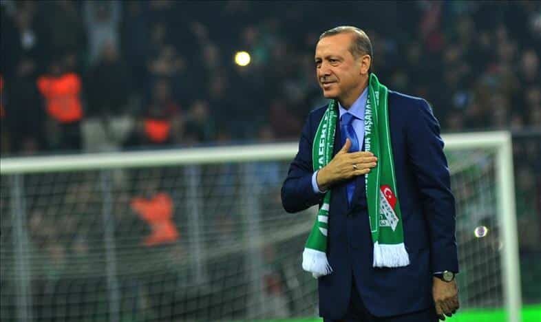 Cumhurbaşkanı Recep Tayyip Erdoğan, Soma Spor galibiyetiyle şampiyonluğunu ilan eden