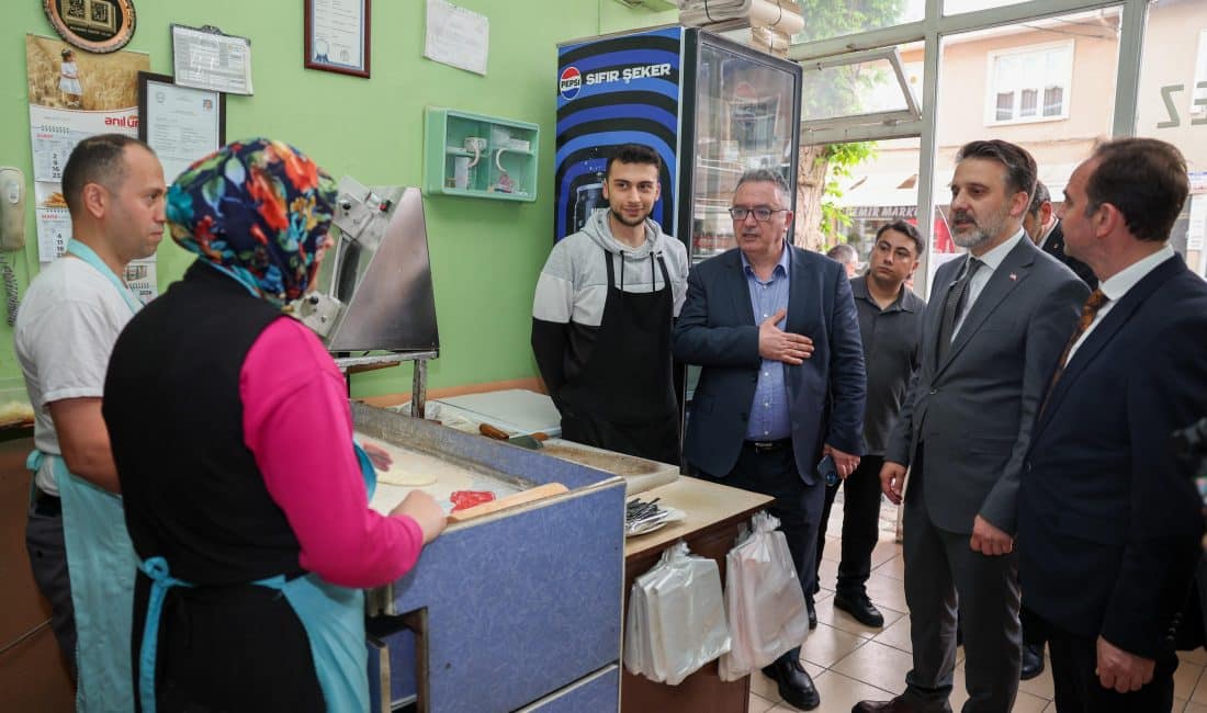 Bursa Büyükşehir Belediyesi Başkan Vekili Şahin Biba, Büyükşehir Belediyesi yöneticileriyle