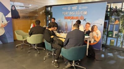 Bursa'da Yıldırım Belediyesi, hayatın her alanında desteklediği gençler için yeni