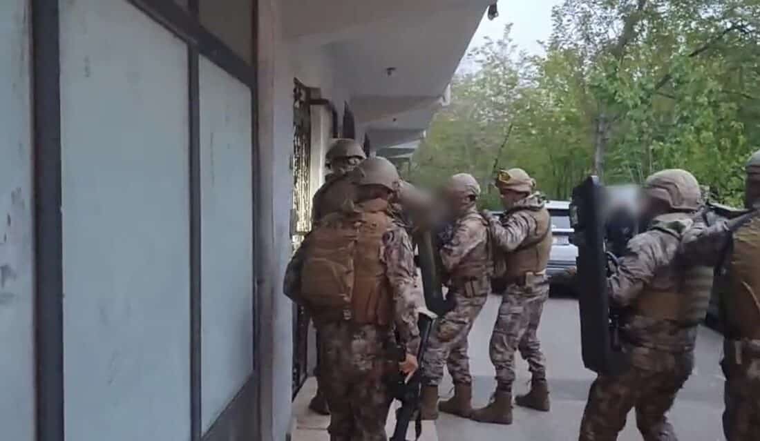 Bursa'nın Yenişehir ilçesi merkezli yürütülen tefecilik ve yağma soruşturmasında, çiftçileri