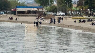 Bursa’nın Mudanya ve Gemlik ilçelerinde termometreler 28 dereceyi gösterince, sahil