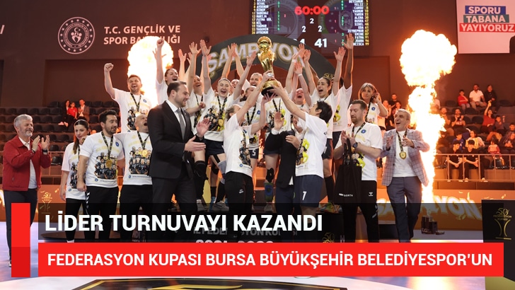 Kadınlar Hentbol Süper Ligi lideri