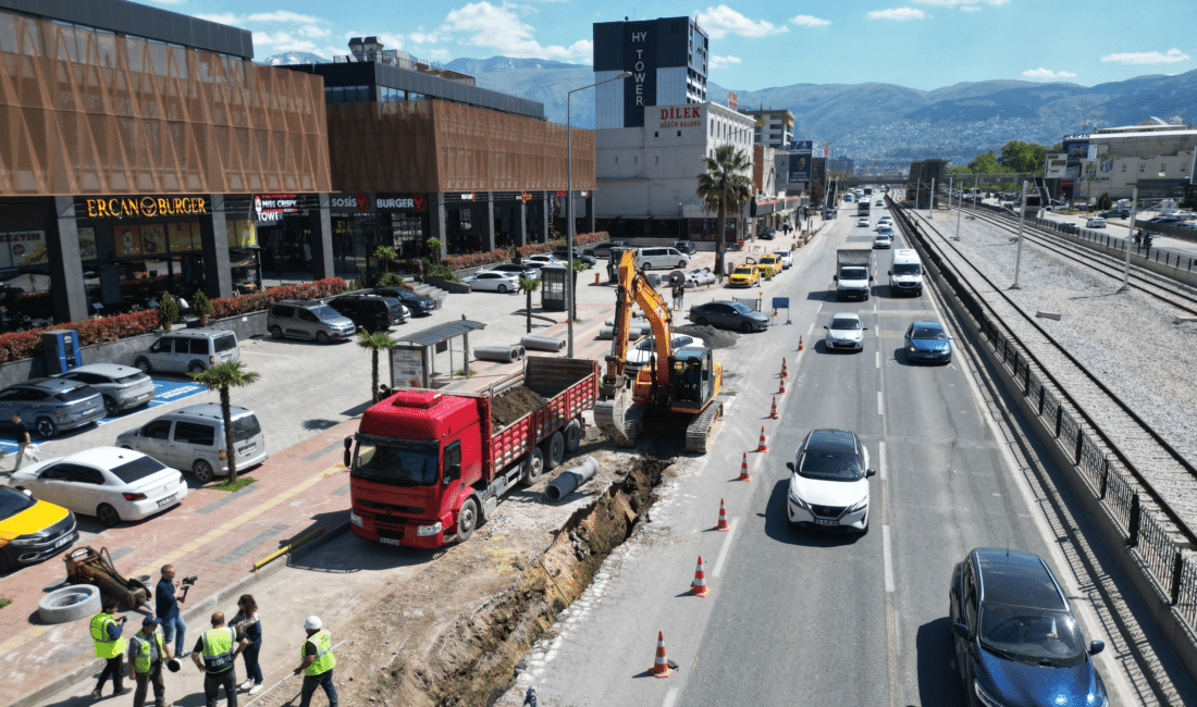 Bursa Büyükşehir Belediyesi, şehrin dört bir yanında sürdürdüğü altyapı yatırımlarıyla
